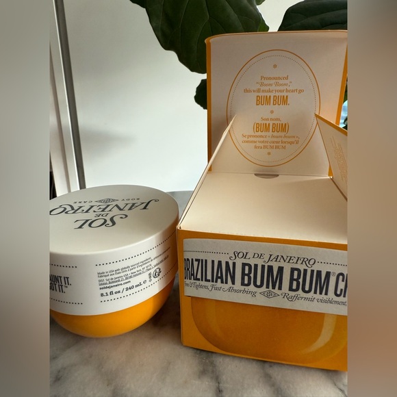 NEW Sol De Janeiro Bum Bum Cream - Picture 5 of 5